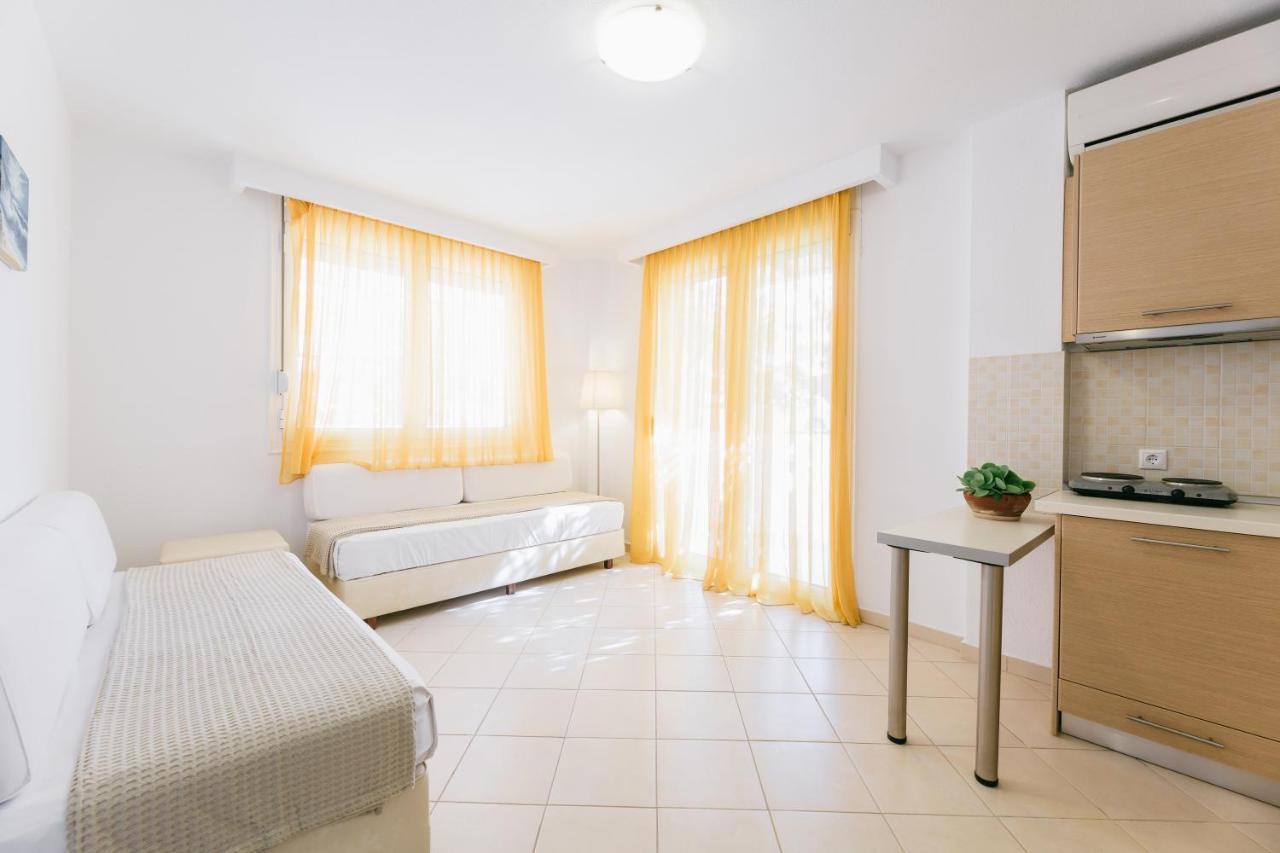 Anastasia Apartments Hanioti Ngoại thất bức ảnh