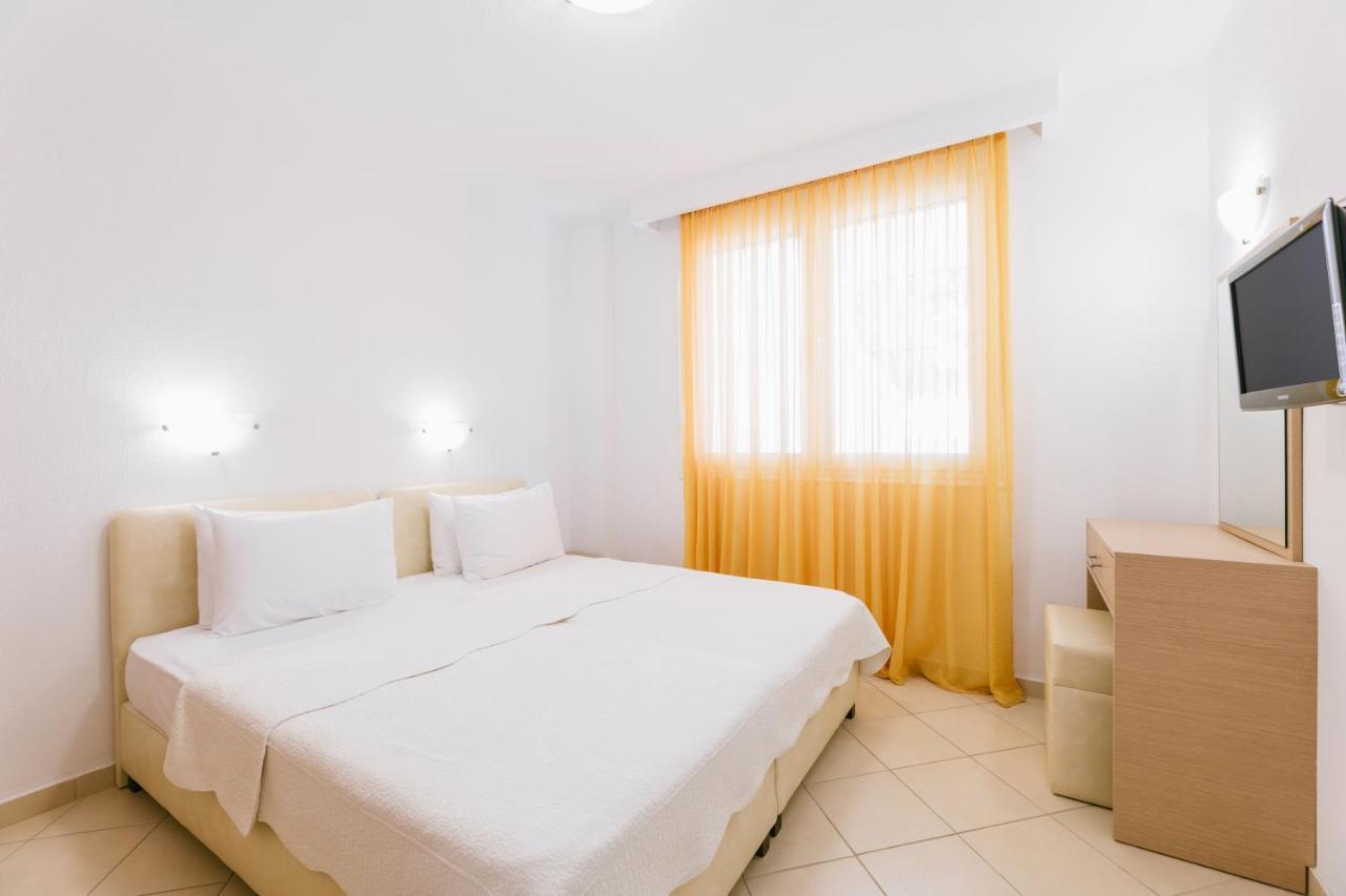 Anastasia Apartments Hanioti Ngoại thất bức ảnh